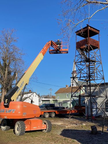 WWII Observation Tower leaves Mauricetown where it was located for 80 years.