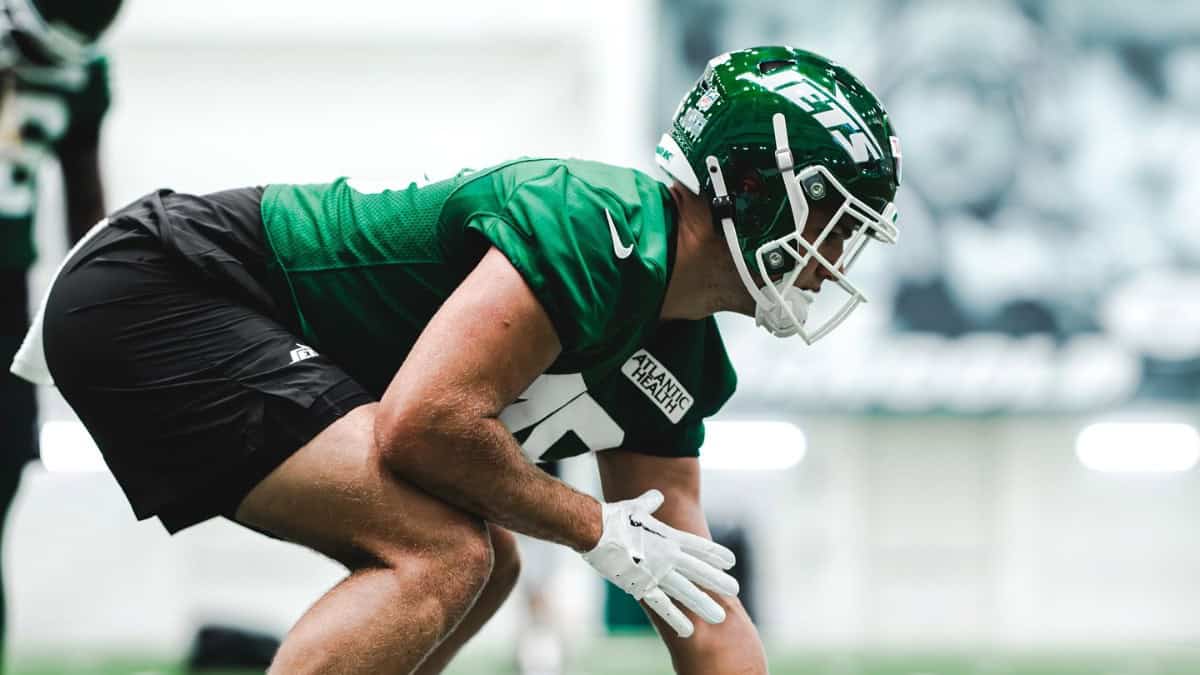 Jets’ Mason Taylor Leads Rookies