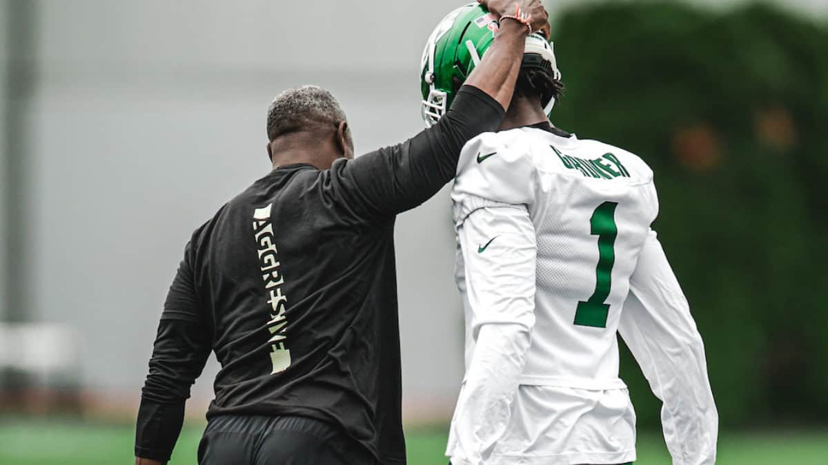 Aaron Glenn Under Fire