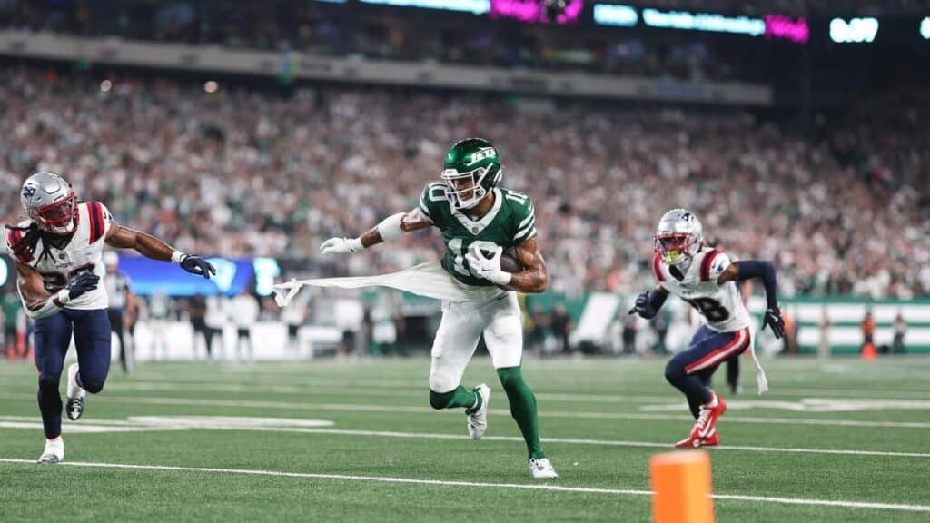 Giants Target Jets’ Allen Lazard